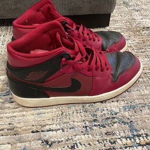 MENS AIR JORDAN 1